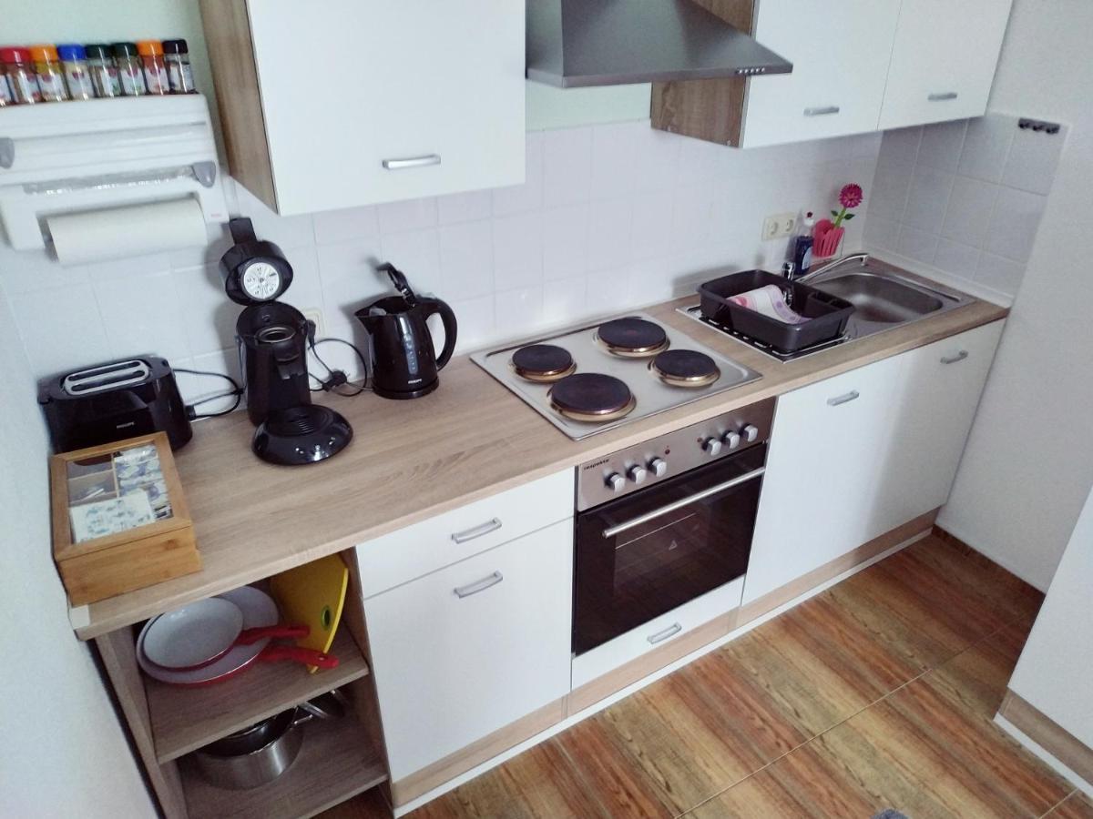 Gemutliche 2 Zimmer Wohnung - Im Herzen Von Treviri Esterno foto